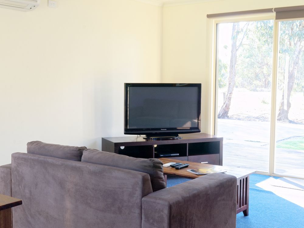 Woodbyne Resort Wimbledon Heights Экстерьер фото