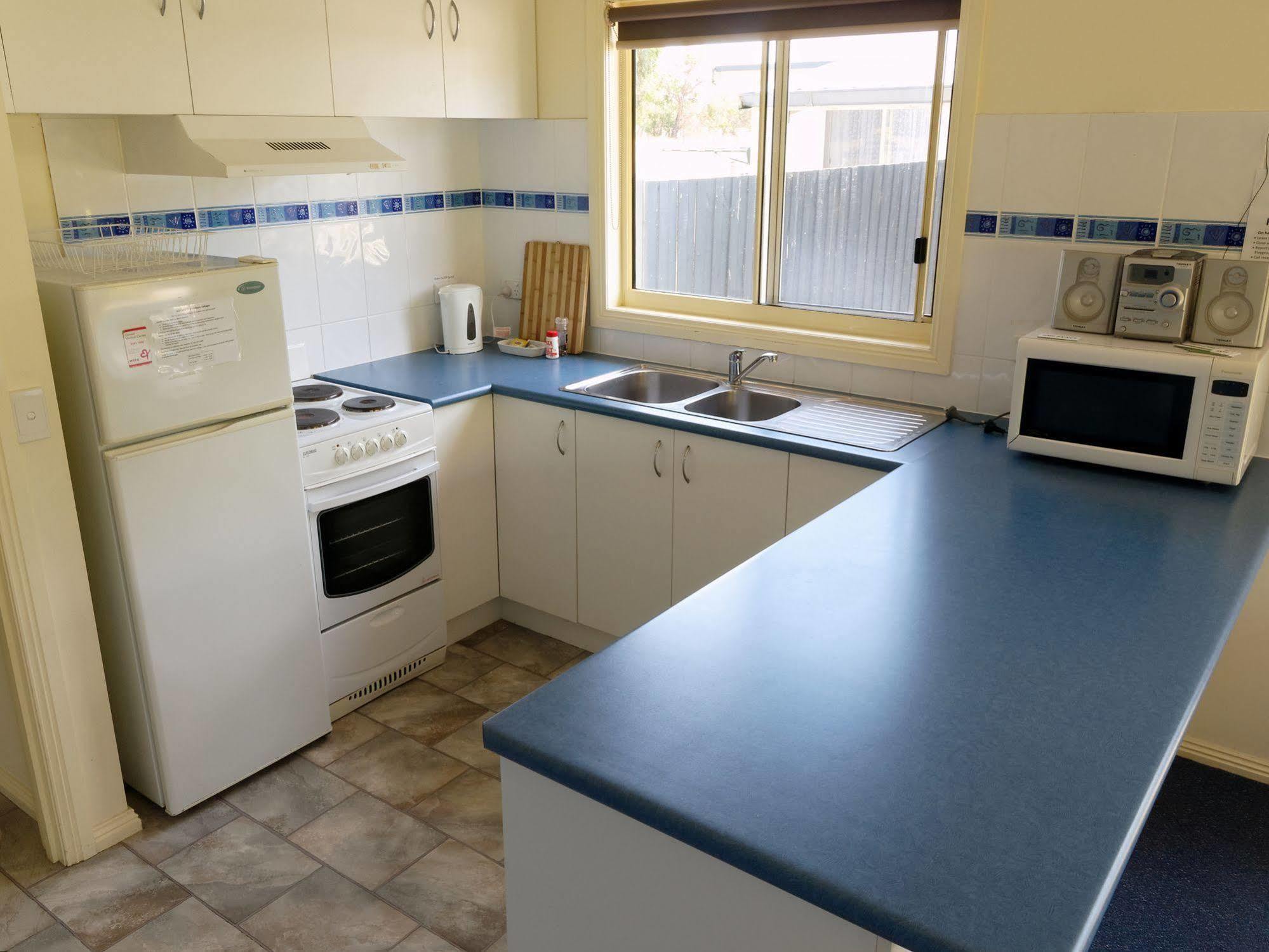Woodbyne Resort Wimbledon Heights Экстерьер фото